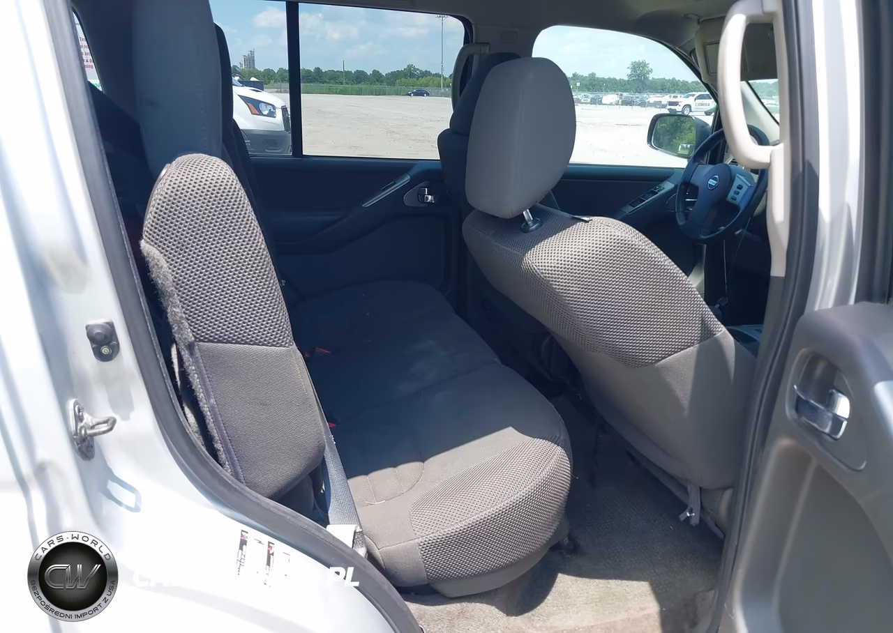 2012 Nissan Pathfinder S VIN:5N1AR1NN4CC628095 - 8