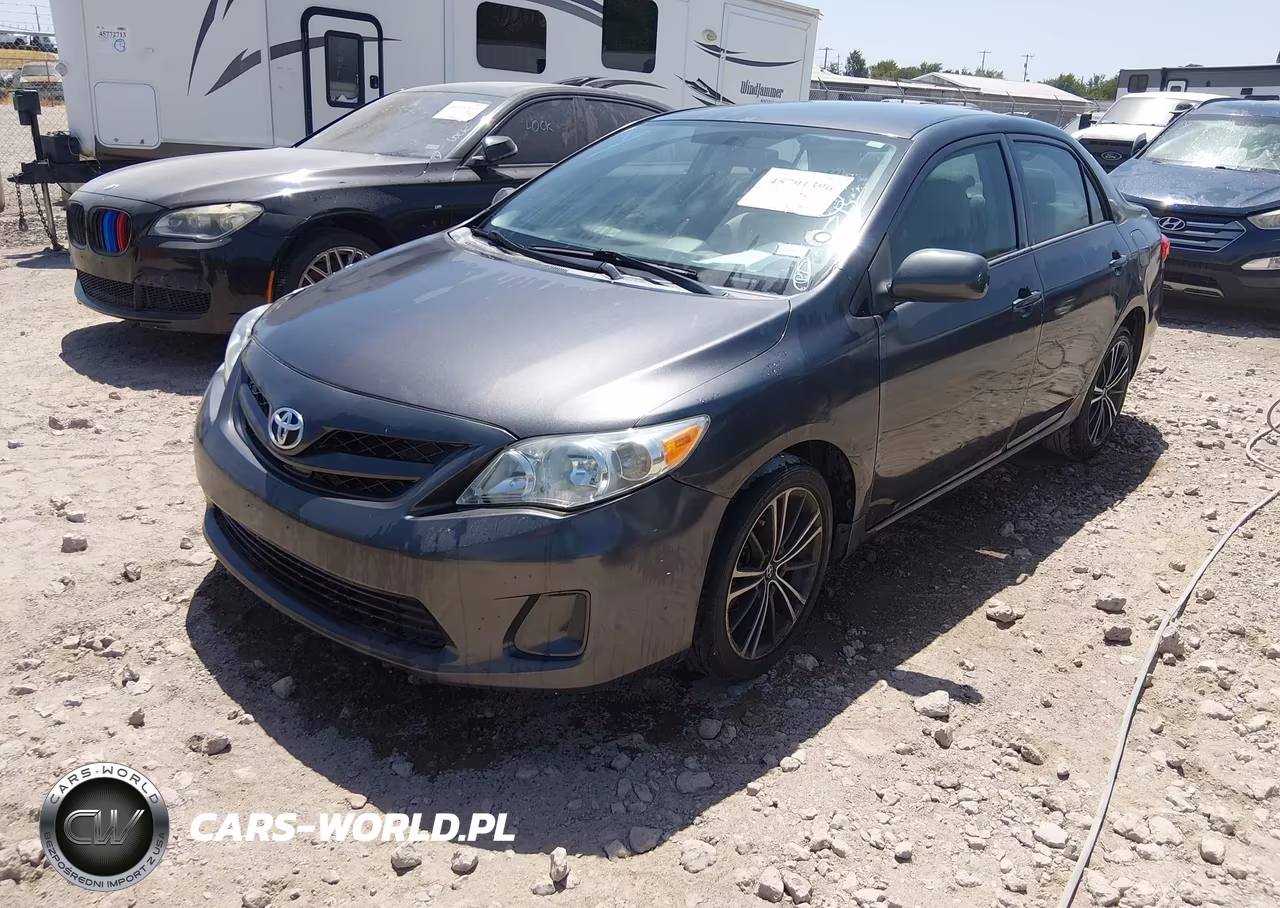 2013 Toyota Corolla L VIN:5YFBU4EE1DP083068 - 2