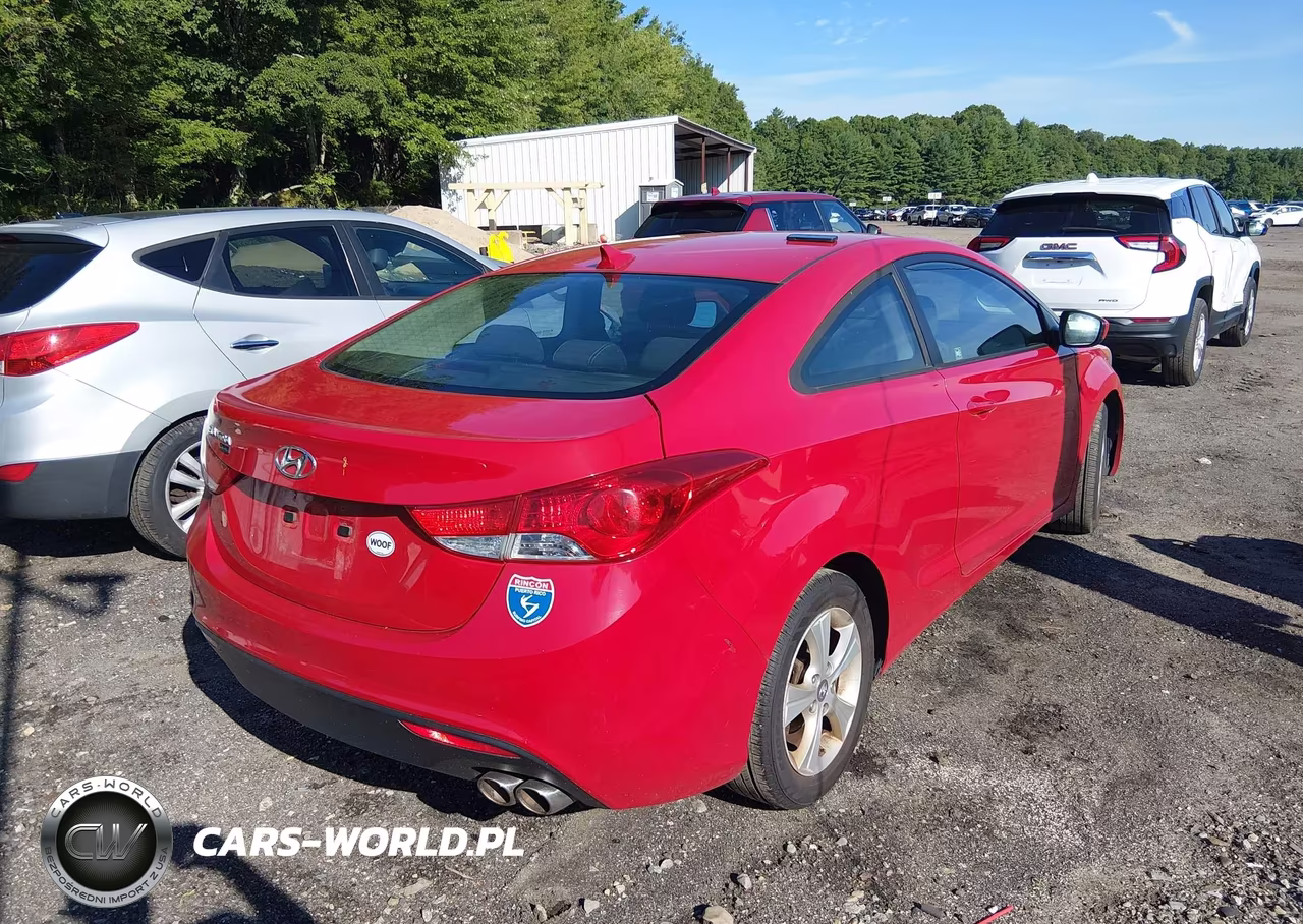 2013 Hyundai Elantra Gs VIN:KMHDH6AE3DU006022 - 4
