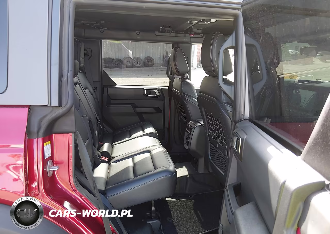 2025 Ford Bronco Big Bend VIN:1FMDE7BH4SLA87025 - 8