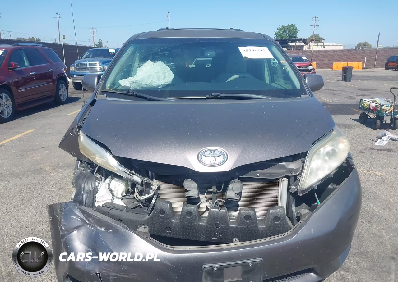 2012 Toyota Sienna Le V6 8 Passenger VIN:5TDKK3DC6CS269159 - 12