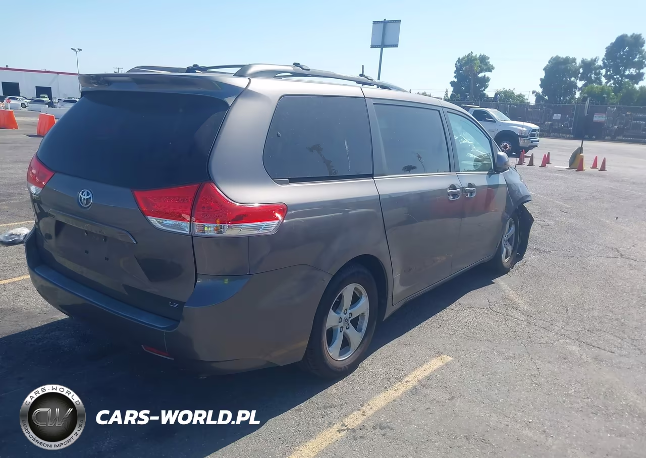 2012 Toyota Sienna Le V6 8 Passenger VIN:5TDKK3DC6CS269159 - 4