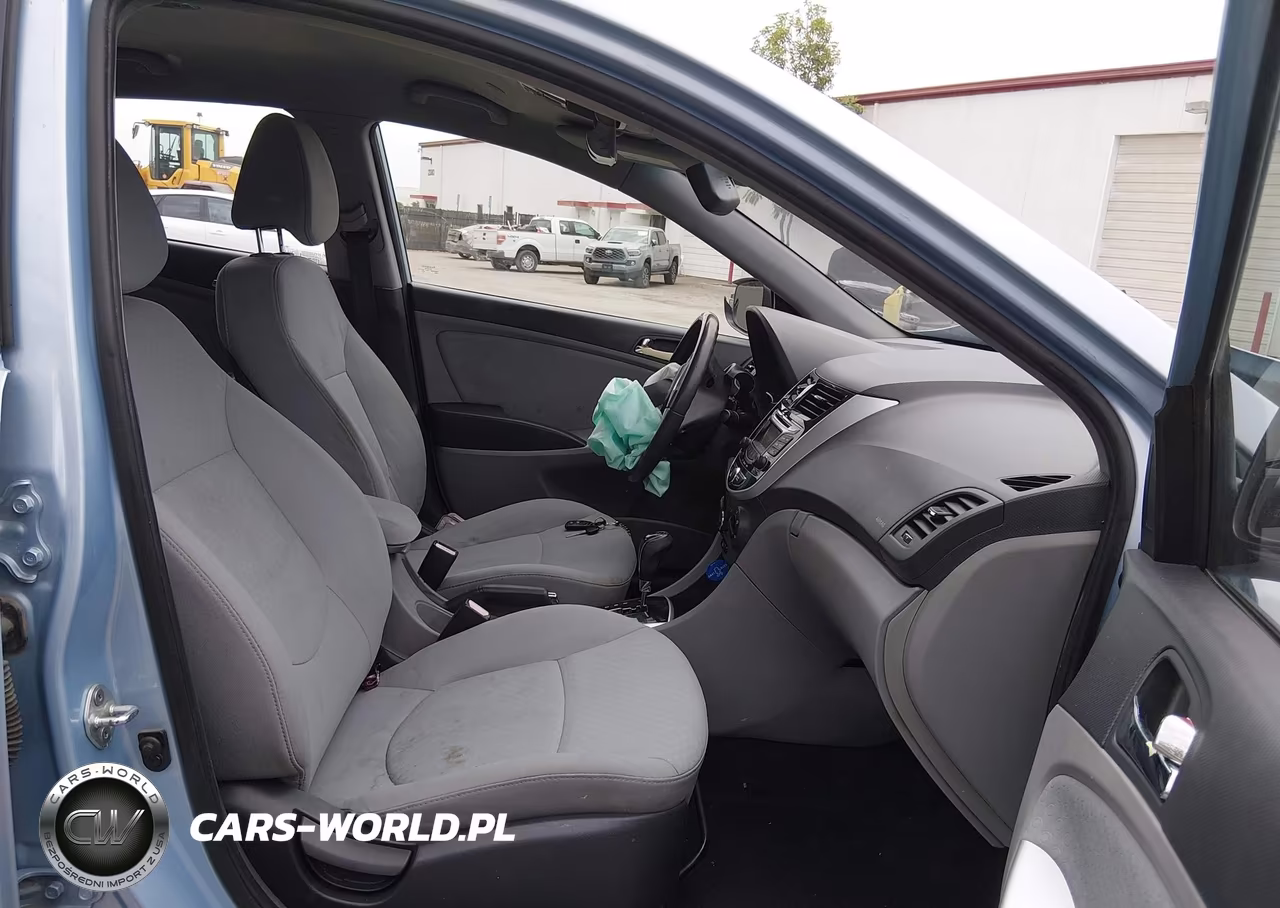 2013 Hyundai Accent Se VIN:KMHCU5AE2DU065659 - 5