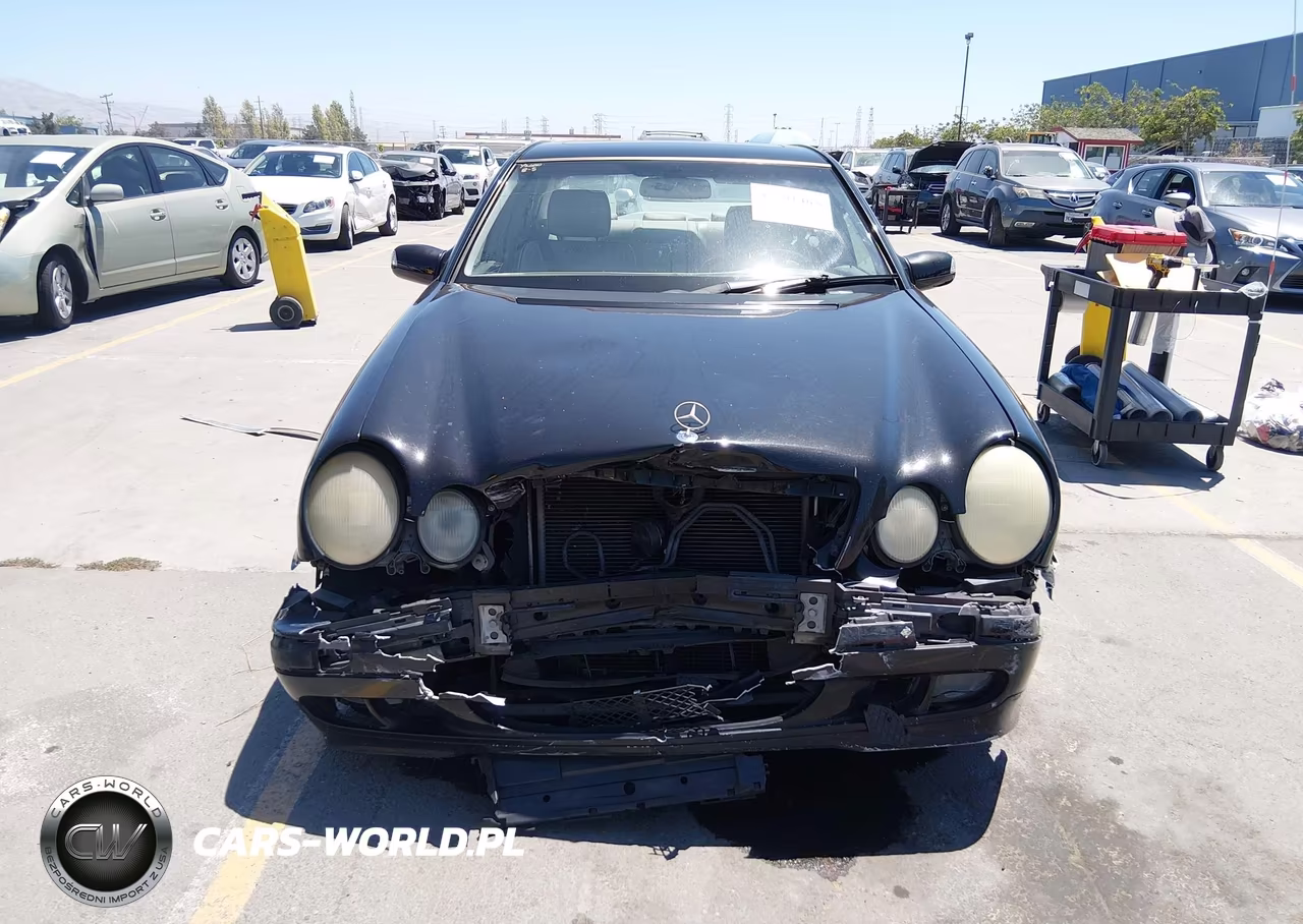 2002 Mercedes-Benz E 320 Special Edition VIN:WDBJF65J92B492220 - 12