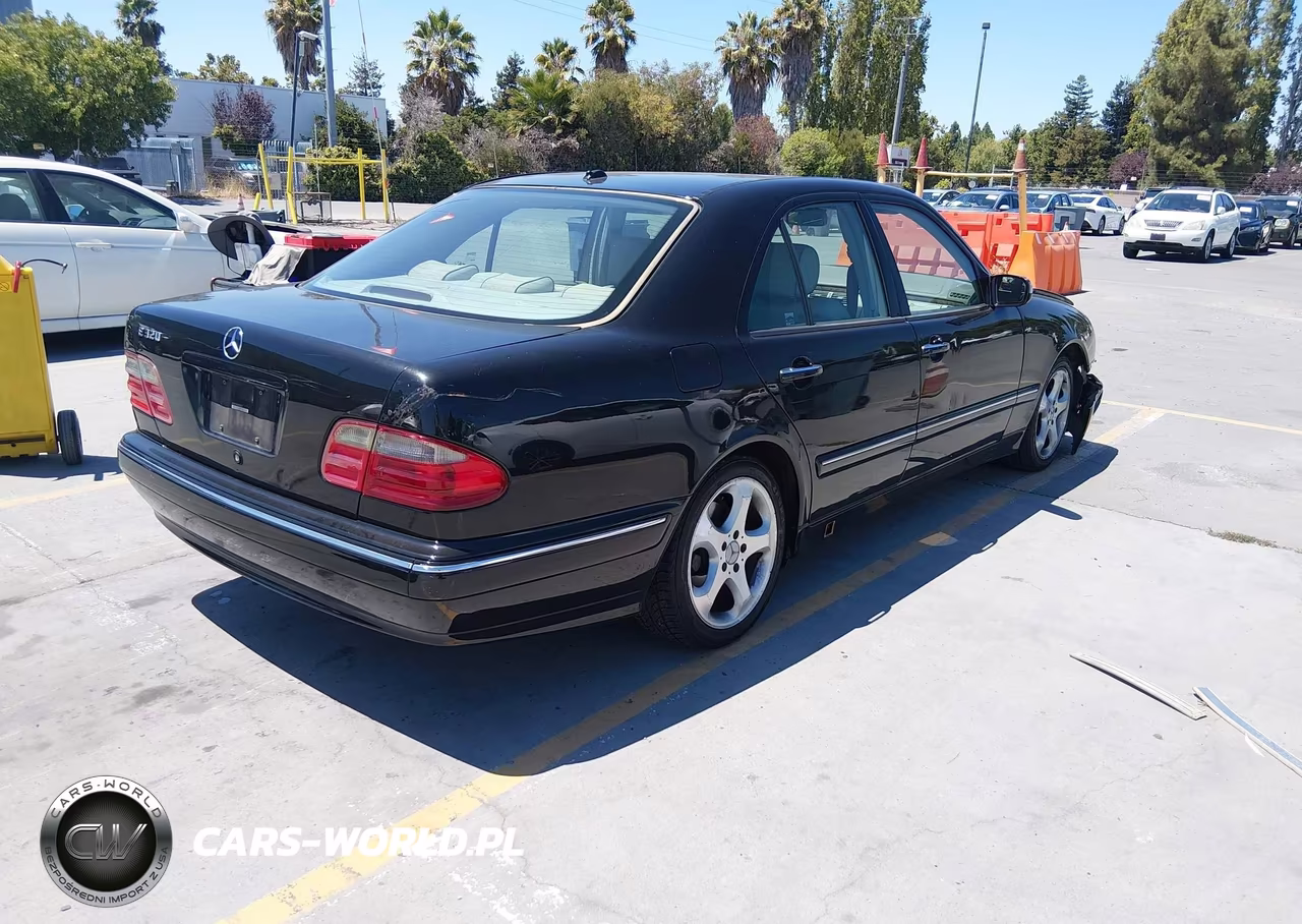 2002 Mercedes-Benz E 320 Special Edition VIN:WDBJF65J92B492220 - 4