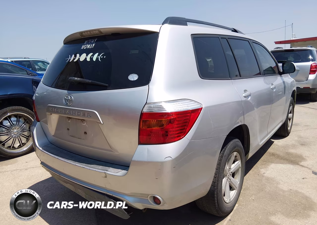 2010 Toyota Highlander Base V6 VIN:5TDZK3EH4AS003208 - 4