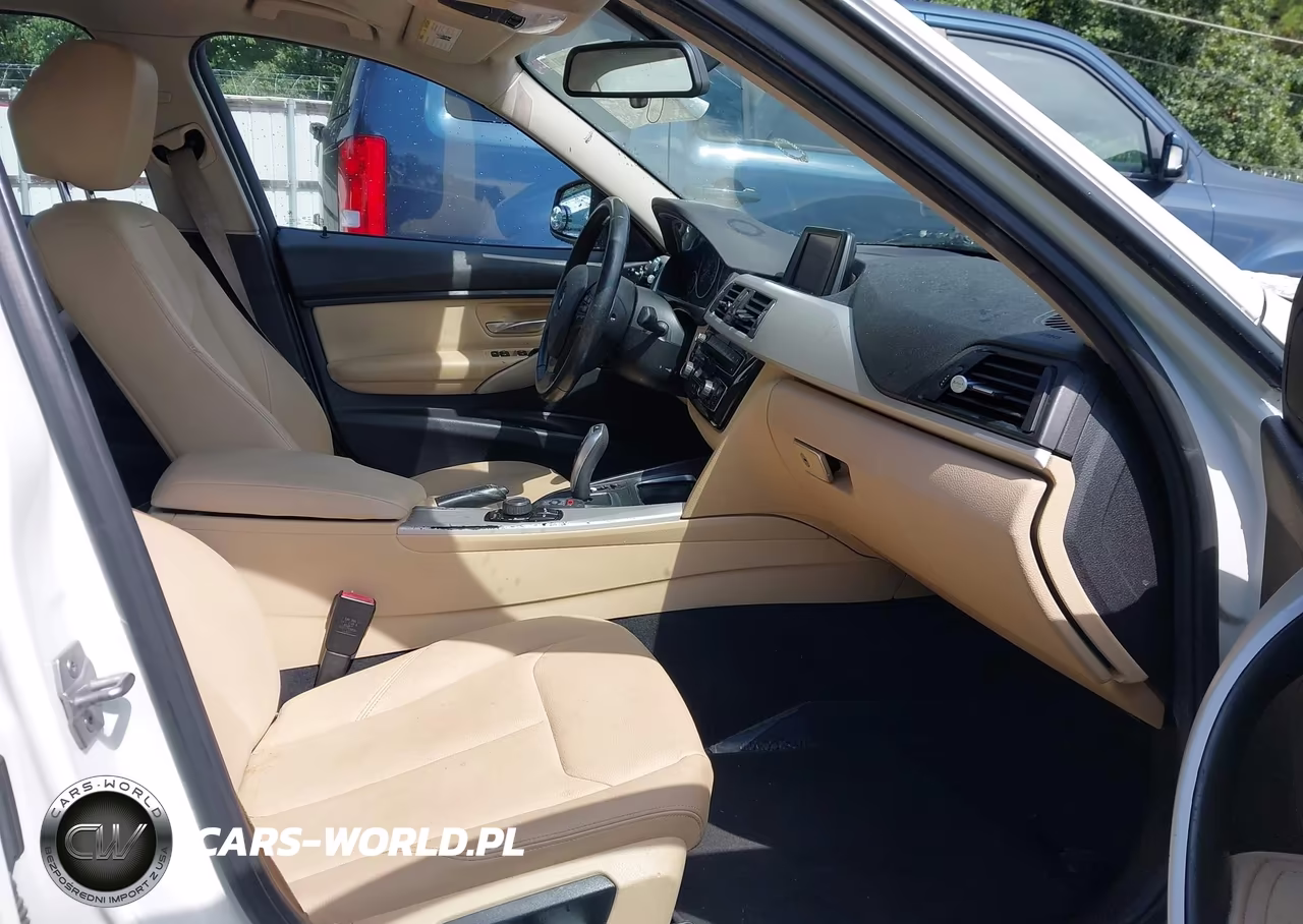 2018 BMW 320I VIN:WBA8A9C51JAD27904 - 5