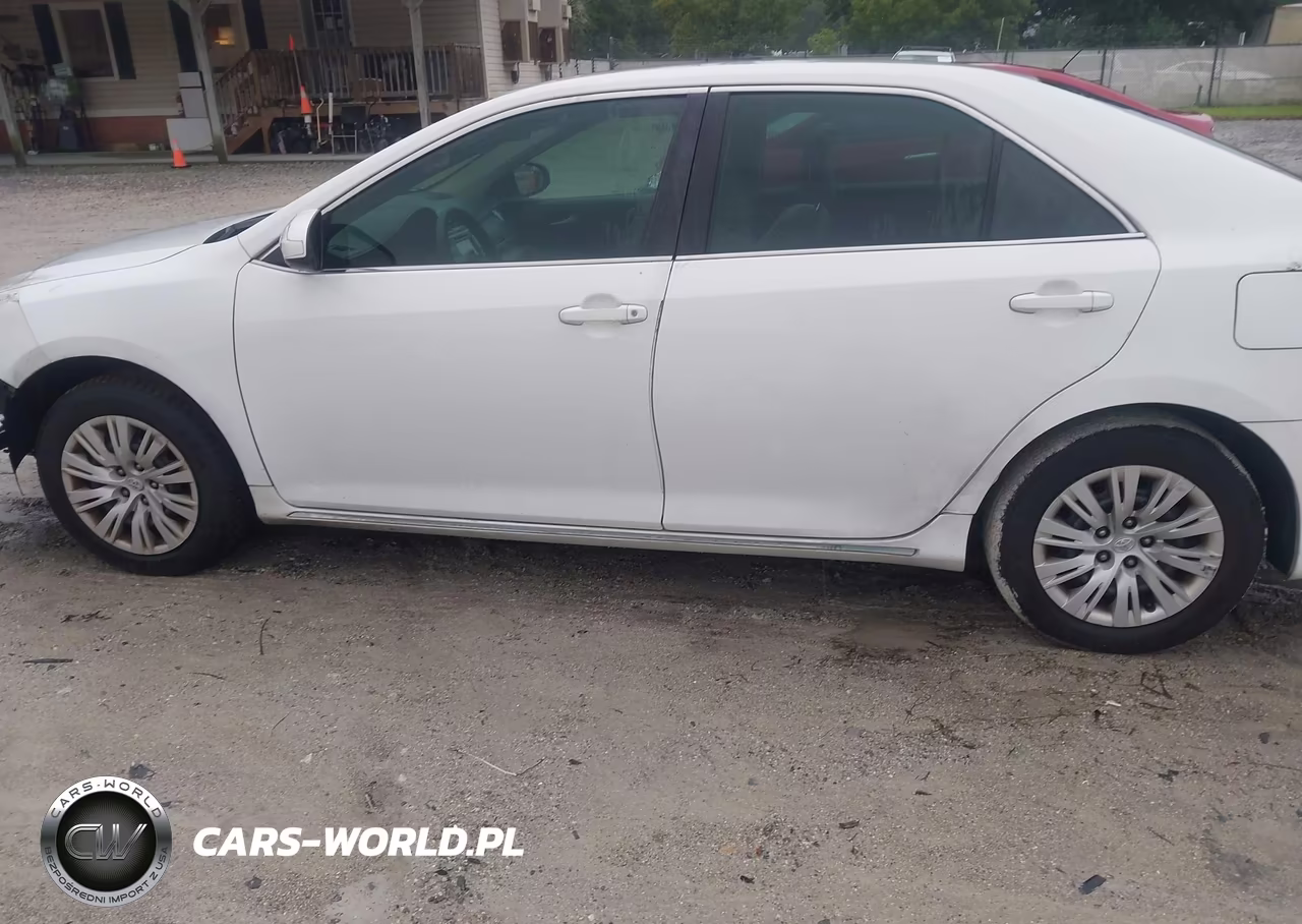 2013 Toyota Camry Le VIN:4T4BF1FK6DR317867 - 14
