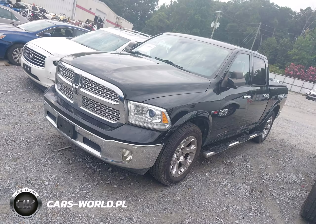 2015 Ram 1500 Laramie VIN:1C6RR6NM3FS578013 - 2