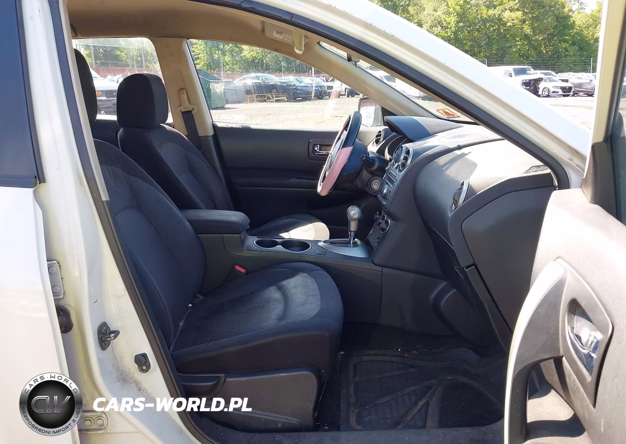 2012 Nissan Rogue S VIN:JN8AS5MV1CW353659 - 5