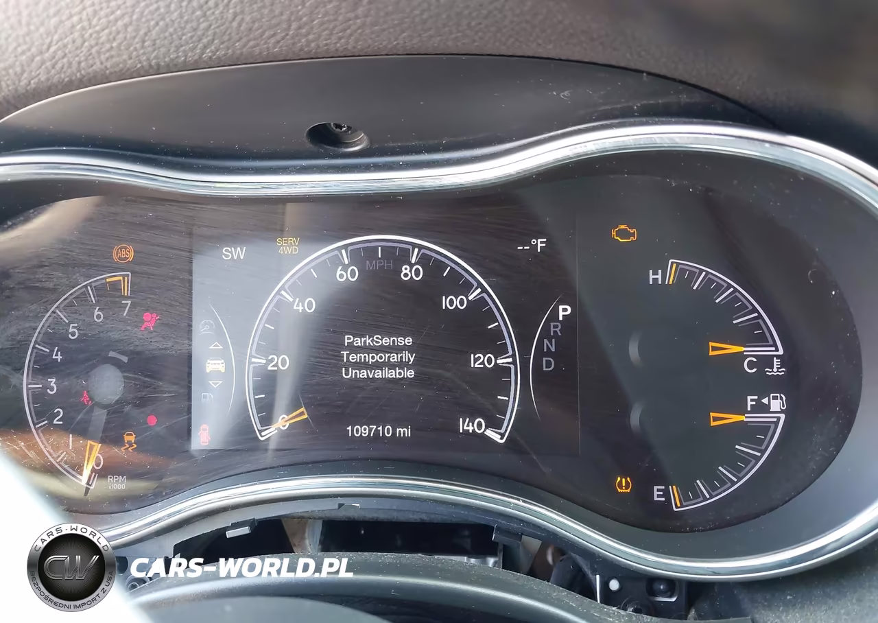 2020 Jeep Grand Cherokee Laredo E 4X4 VIN:1C4RJFAG0LC216582 - 7