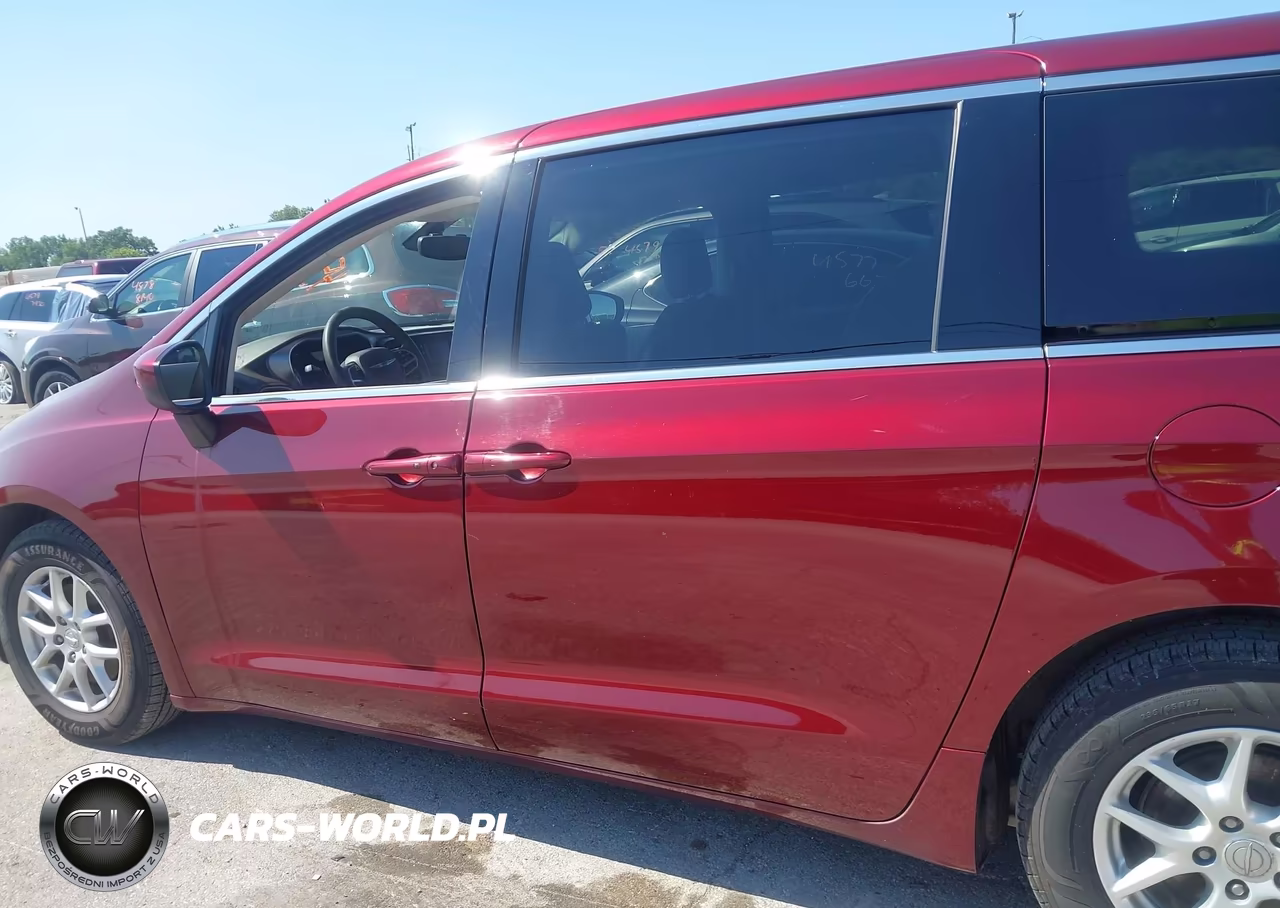 2017 Chrysler Pacifica Lx VIN:2C4RC1CG5HR745597 - 14