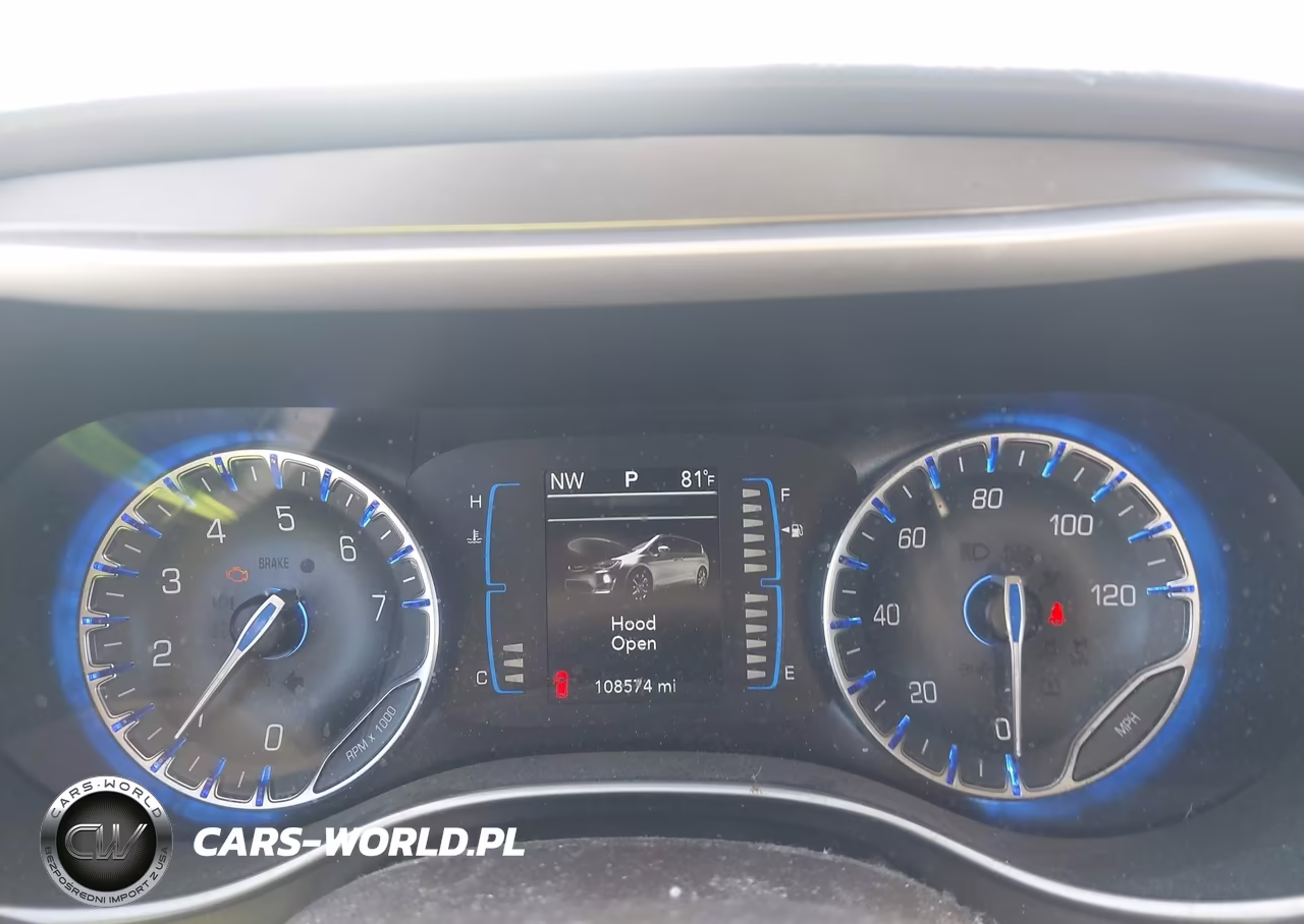 2017 Chrysler Pacifica Lx VIN:2C4RC1CG5HR745597 - 7