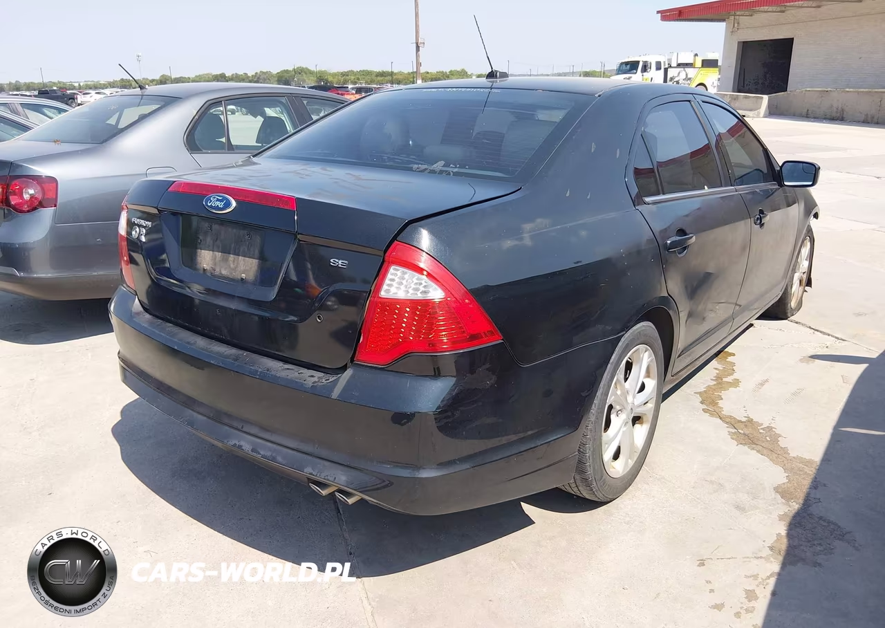 2012 Ford Fusion Se VIN:3FAHP0HA3CR216060 - 4