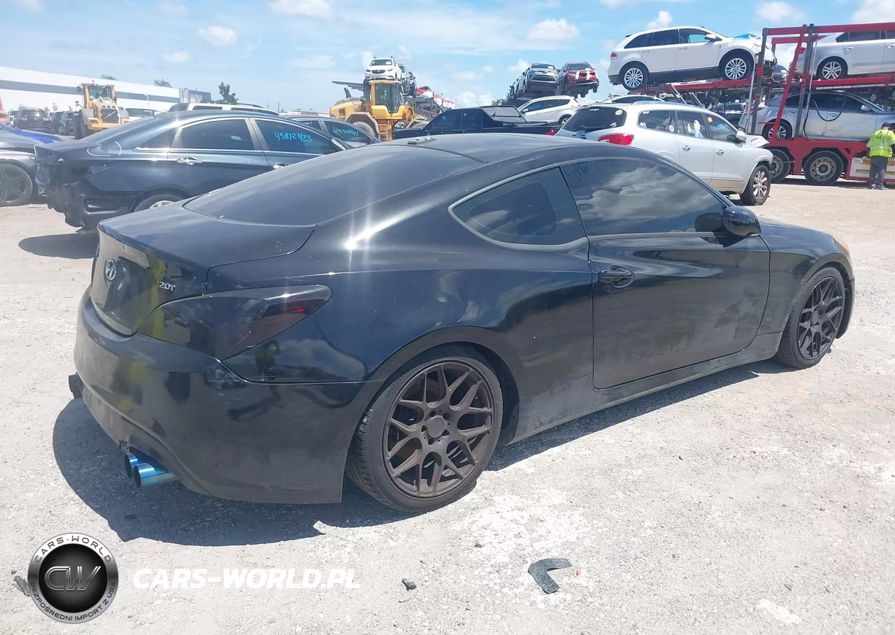 2013 Hyundai Genesis 2.0T Premium VIN:KMHHT6KD8DU102654 - 4