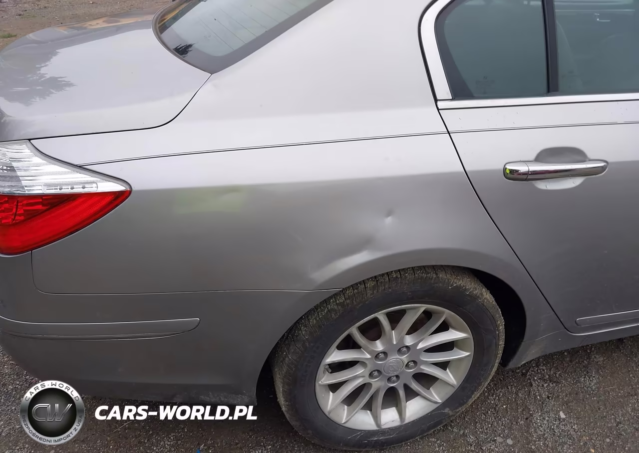 2011 Hyundai Genesis 3.8 VIN:KMHGC4DE2BU113216 - 14