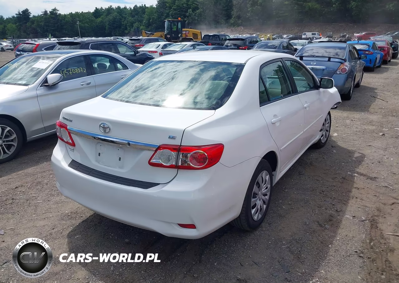 2012 Toyota Corolla Le VIN:2T1BU4EE8CC900356 - 4
