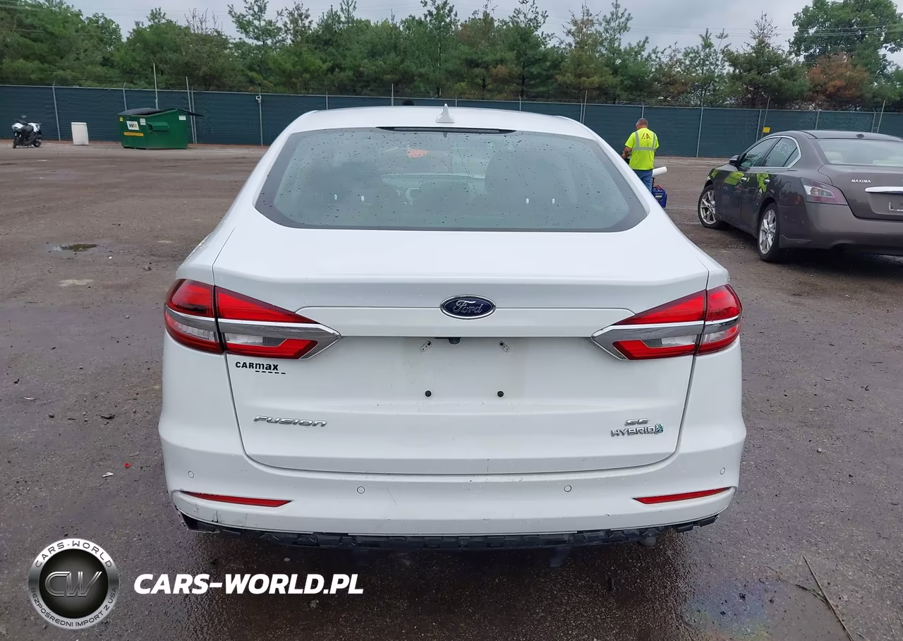 2019 Ford Fusion Hybrid Se VIN:3FA6P0LU2KR102686 - 15