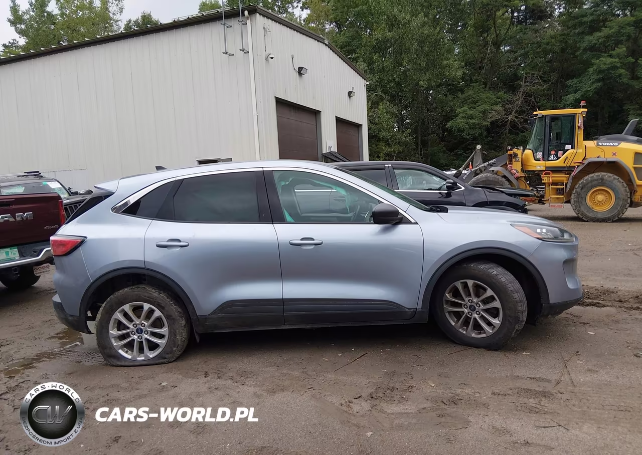 2022 Ford Escape Se VIN:1FMCU9G6XNUB52475 - 13