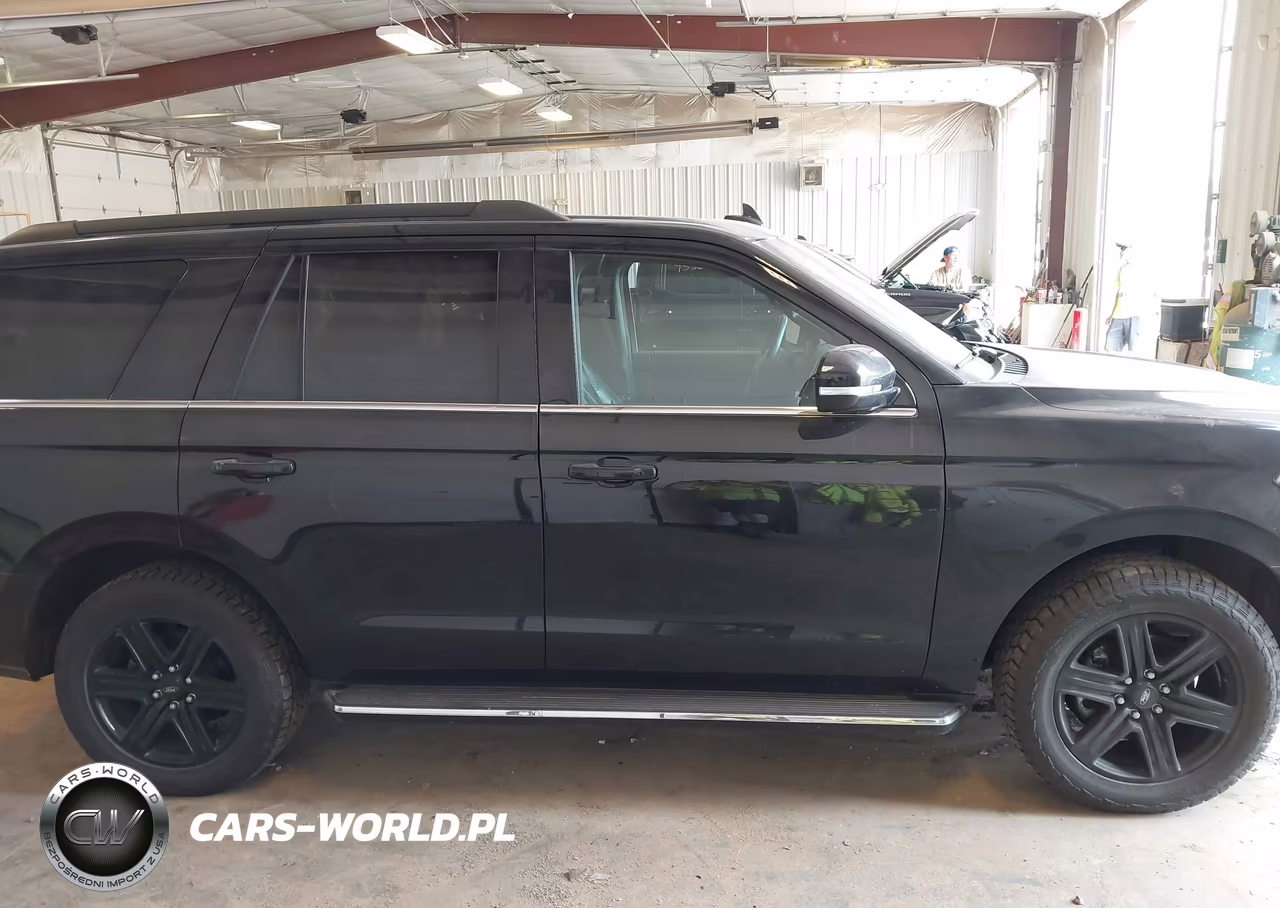 2021 Ford Expedition Xlt VIN:1FMJU1JT4MEA89017 - 13