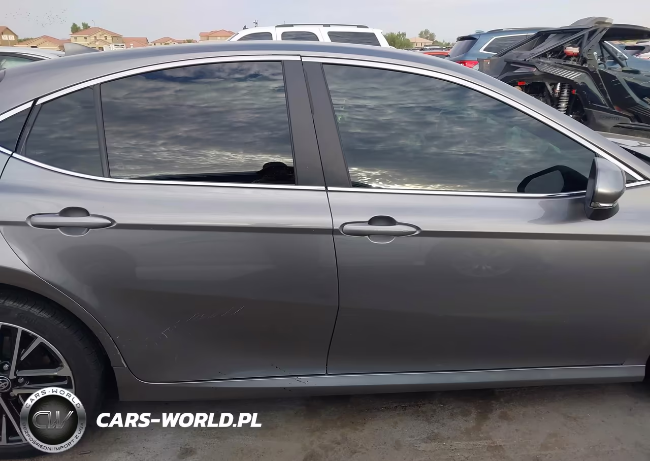 2026 Toyota Camry Xle VIN:4T1DAACK0TU666897 - 13