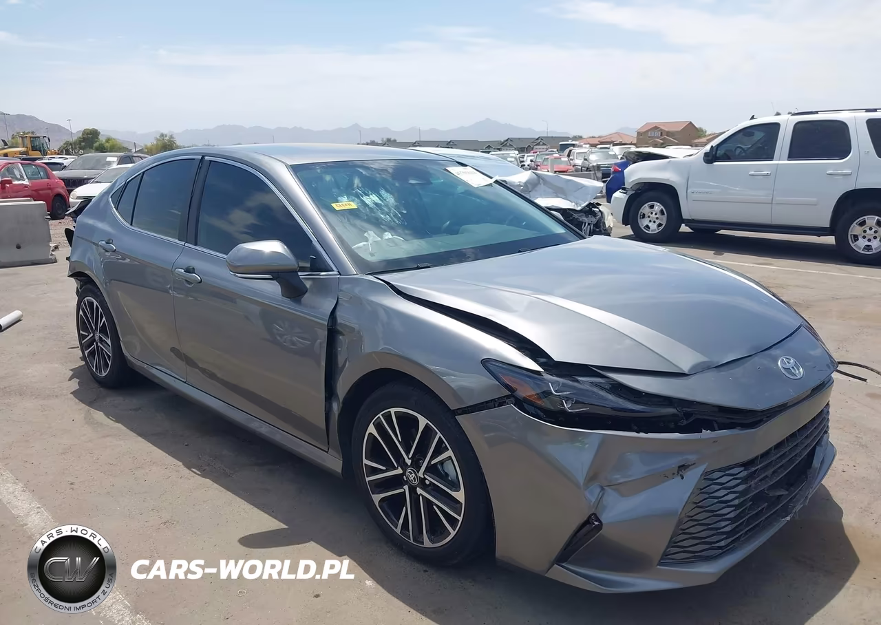 2026 Toyota Camry Xle VIN:4T1DAACK0TU666897 - 17