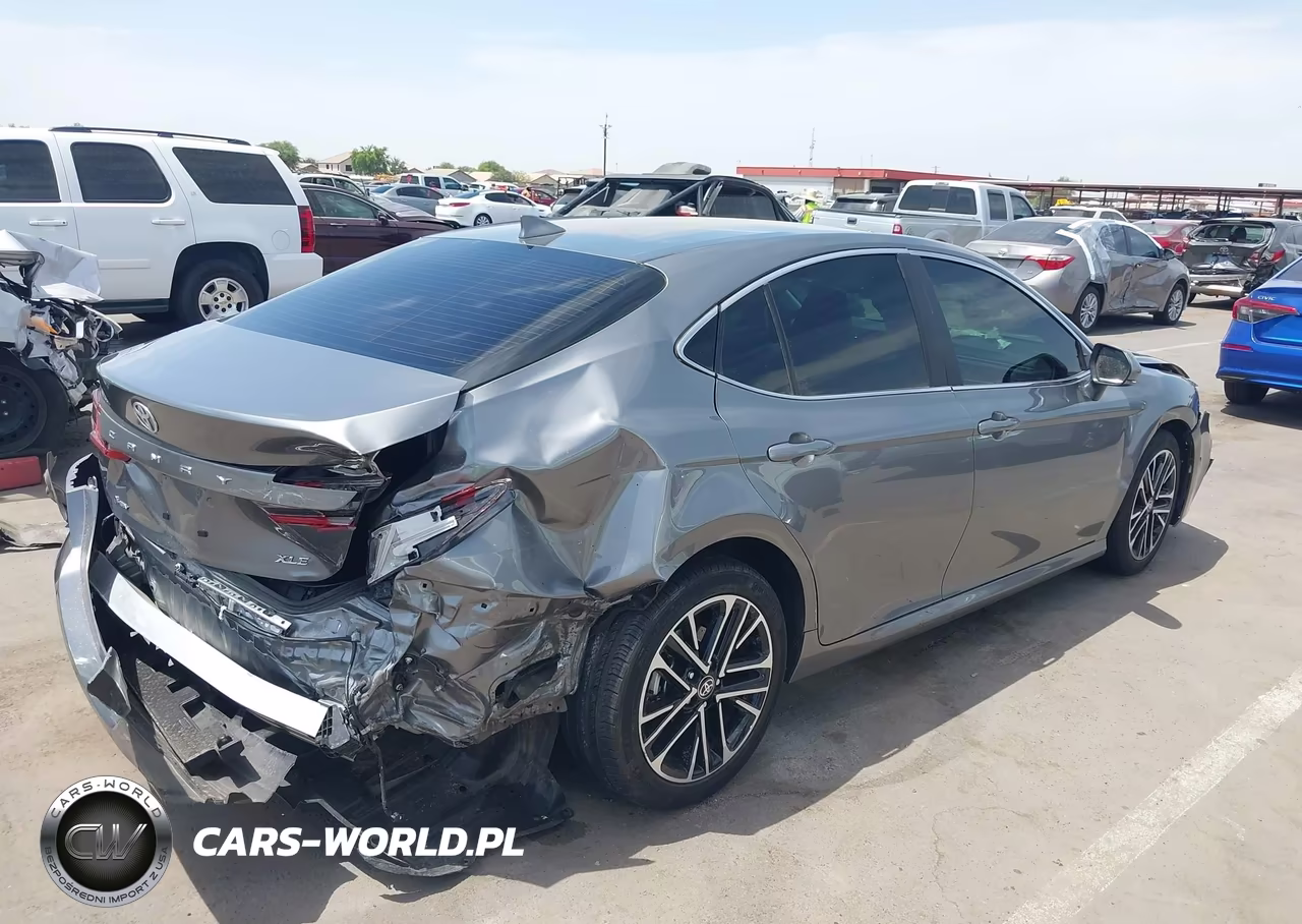 2026 Toyota Camry Xle VIN:4T1DAACK0TU666897 - 6