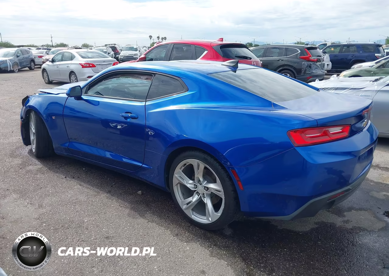 2018 Chevrolet Camaro 1Lt VIN:1G1FB1RS7J0141754 - 3