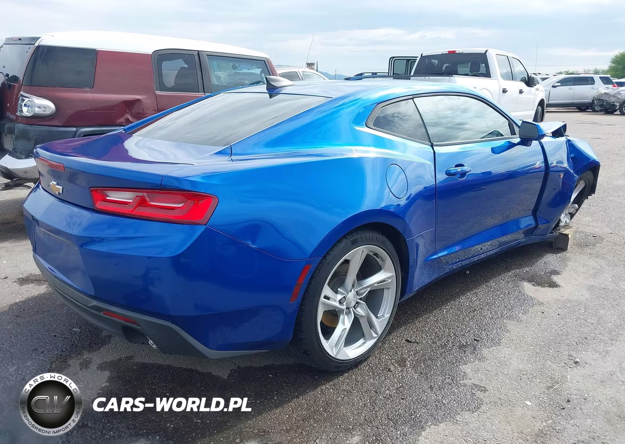 2018 Chevrolet Camaro 1Lt VIN:1G1FB1RS7J0141754 - 4