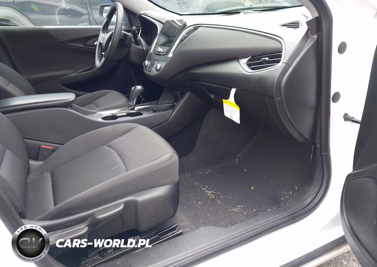 2019 Chevrolet Malibu Lt VIN:1G1ZD5ST0KF218318 - 5