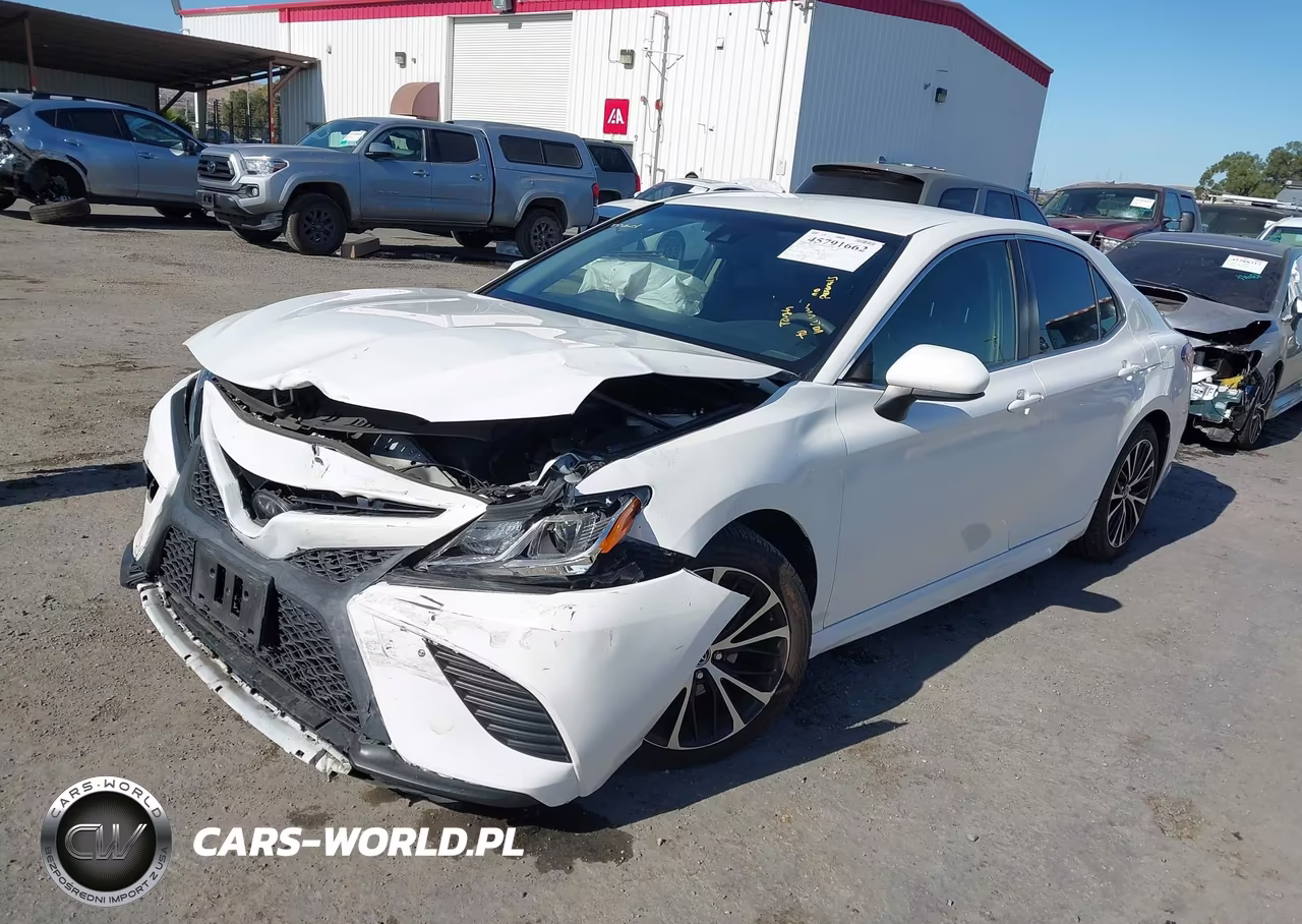 2018 Toyota Camry Se VIN:JTNB11HK3J3048833 - 2