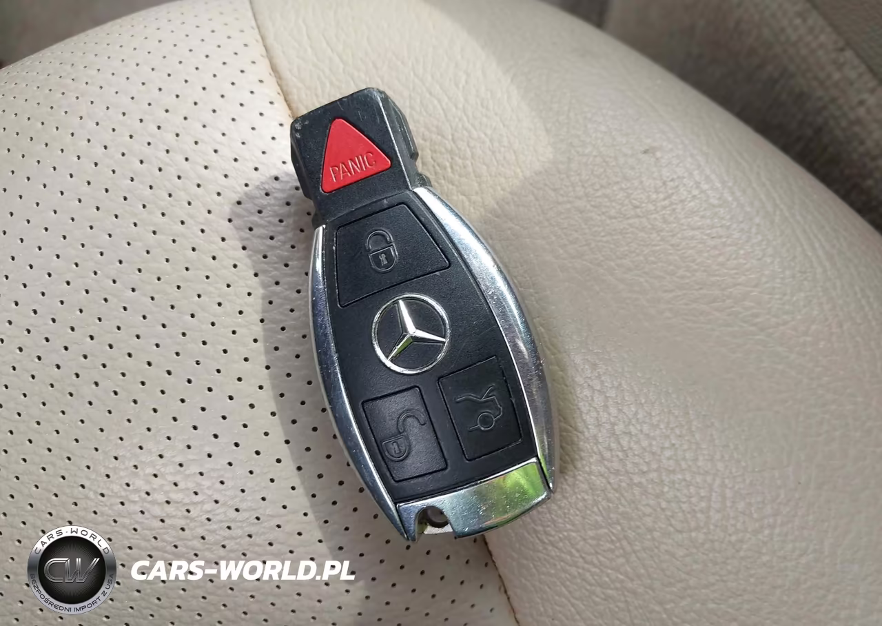 2014 Mercedes-Benz C 250 Sport VIN:WDDGF4HB7EA961292 - 11