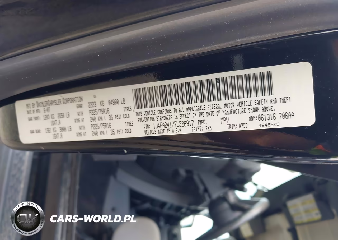 2007 Jeep Wrangler X VIN:1J4FA24177L226917 - 9