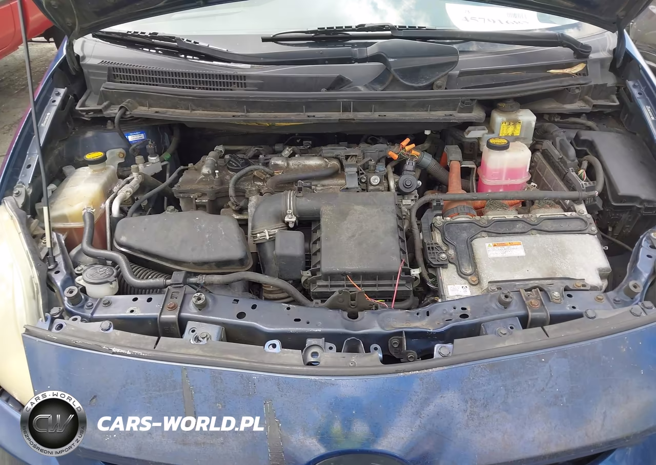 2011 Toyota Prius Two VIN:JTDKN3DU7B0301022 - 10
