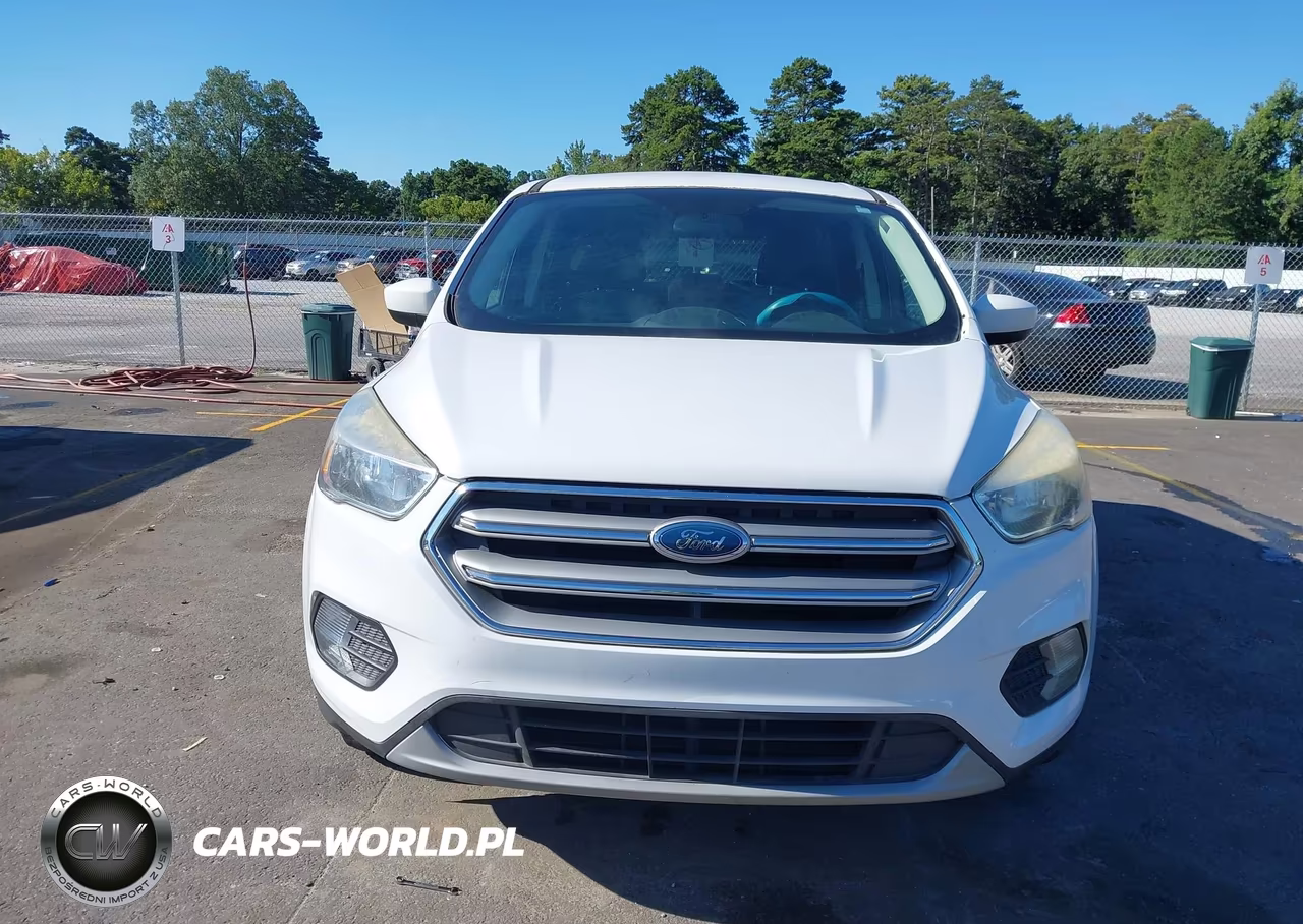 2017 Ford Escape Se VIN:1FMCU0GD7HUE49167 - 6
