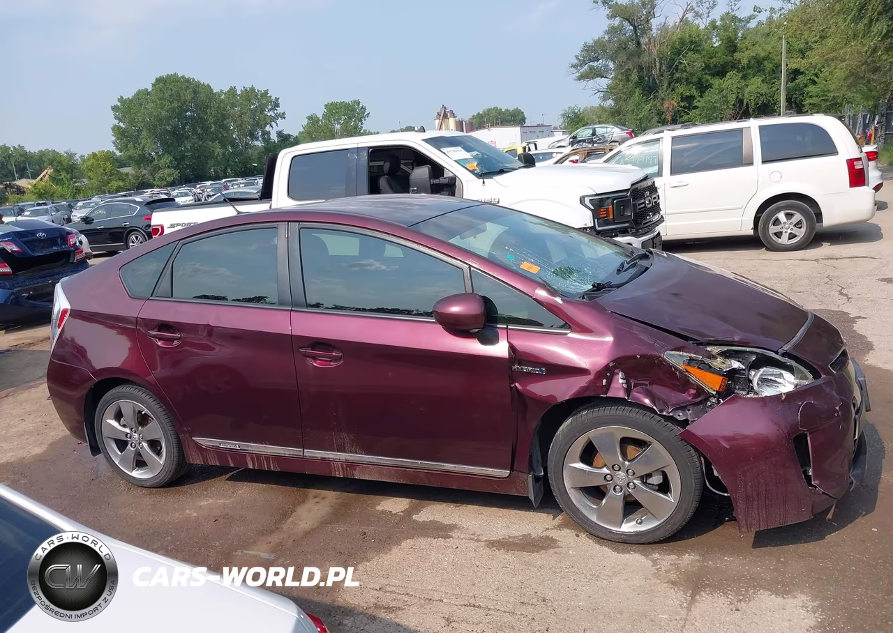 2013 Toyota Prius Three Se VIN:JTDKN3DU4D5601378 - 14