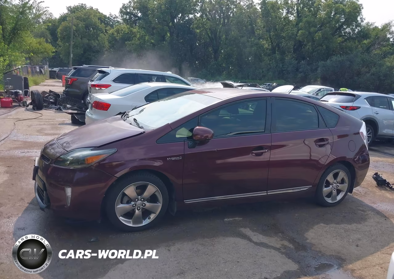 2013 Toyota Prius Three Se VIN:JTDKN3DU4D5601378 - 15