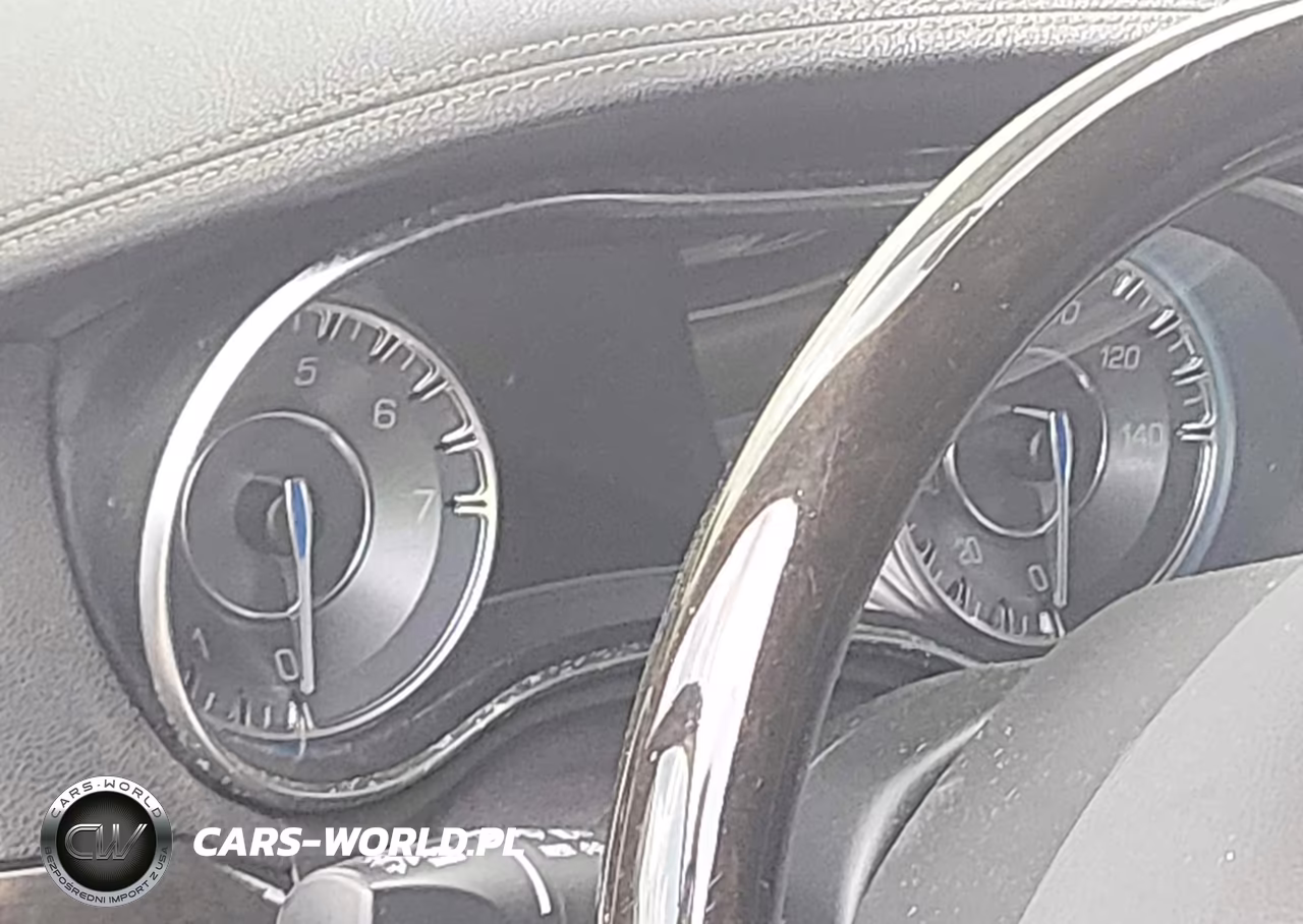 2017 Chrysler 300C VIN:2C3CCAEG7HH586546 - 15