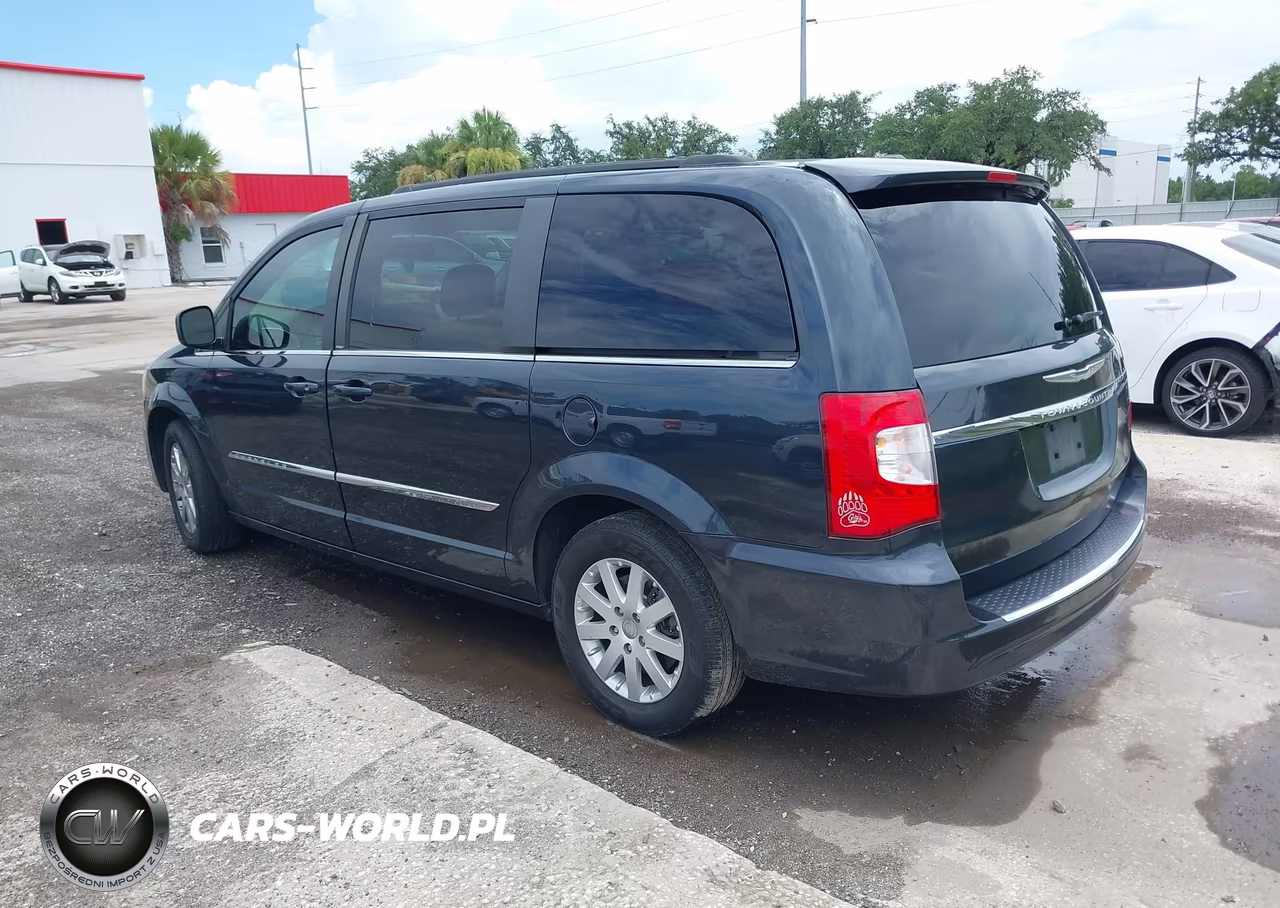 2014 Chrysler Town & Country Touring VIN:2C4RC1BG2ER195997 - 3
