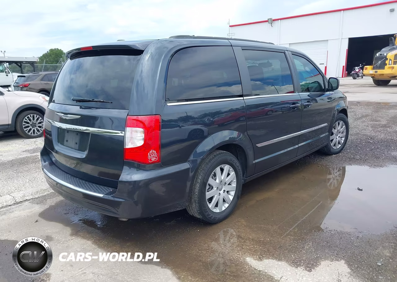 2014 Chrysler Town & Country Touring VIN:2C4RC1BG2ER195997 - 4