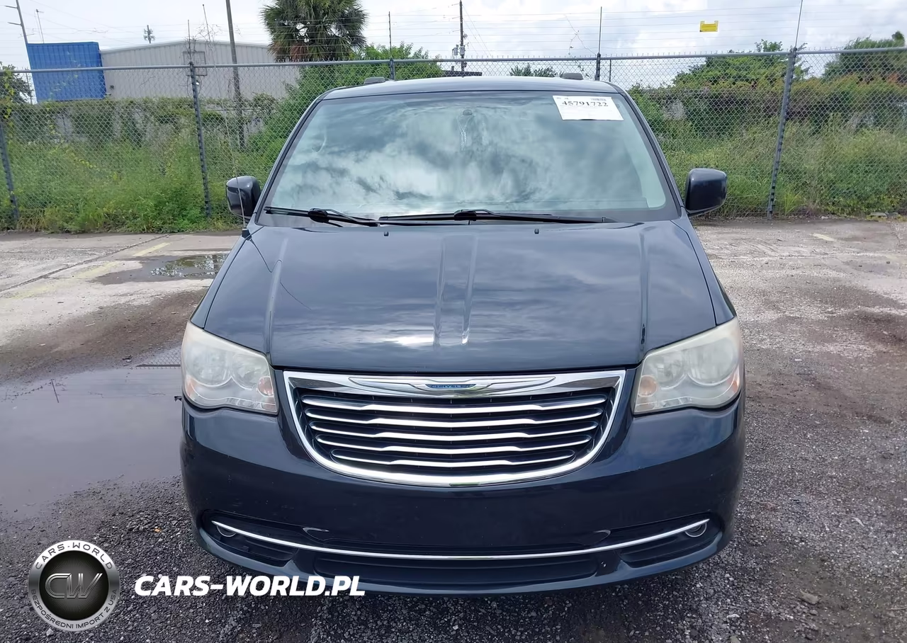 2014 Chrysler Town & Country Touring VIN:2C4RC1BG2ER195997 - 6