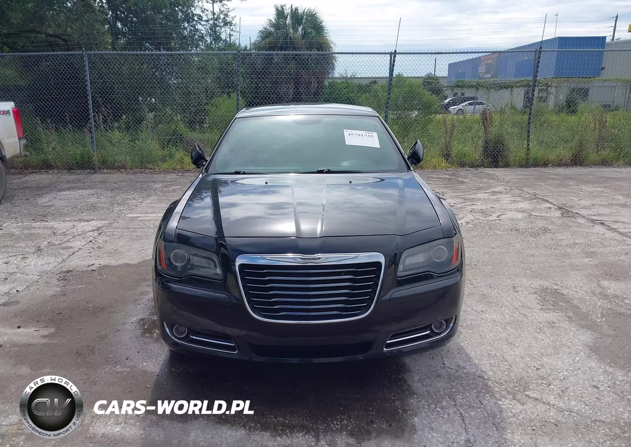 2014 Chrysler 300 300S VIN:2C3CCAGGXEH124457 - 12