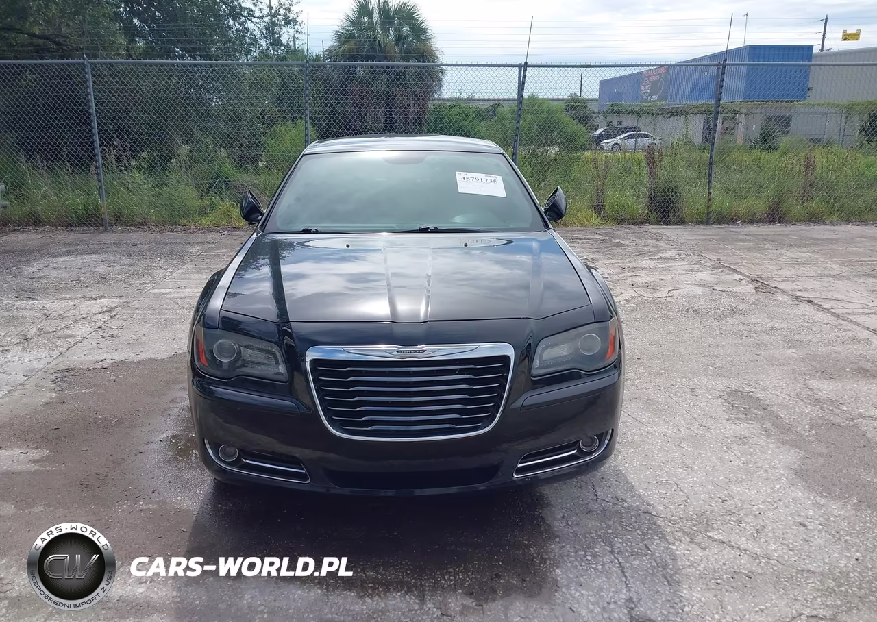 2014 Chrysler 300 300S VIN:2C3CCAGGXEH124457 - 6
