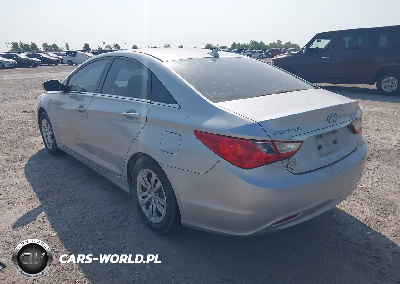 2012 Hyundai Sonata Gls VIN:5NPEB4AC9CH351710 - 3