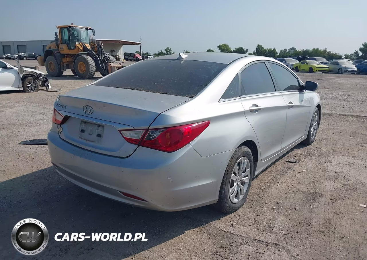 2012 Hyundai Sonata Gls VIN:5NPEB4AC9CH351710 - 4