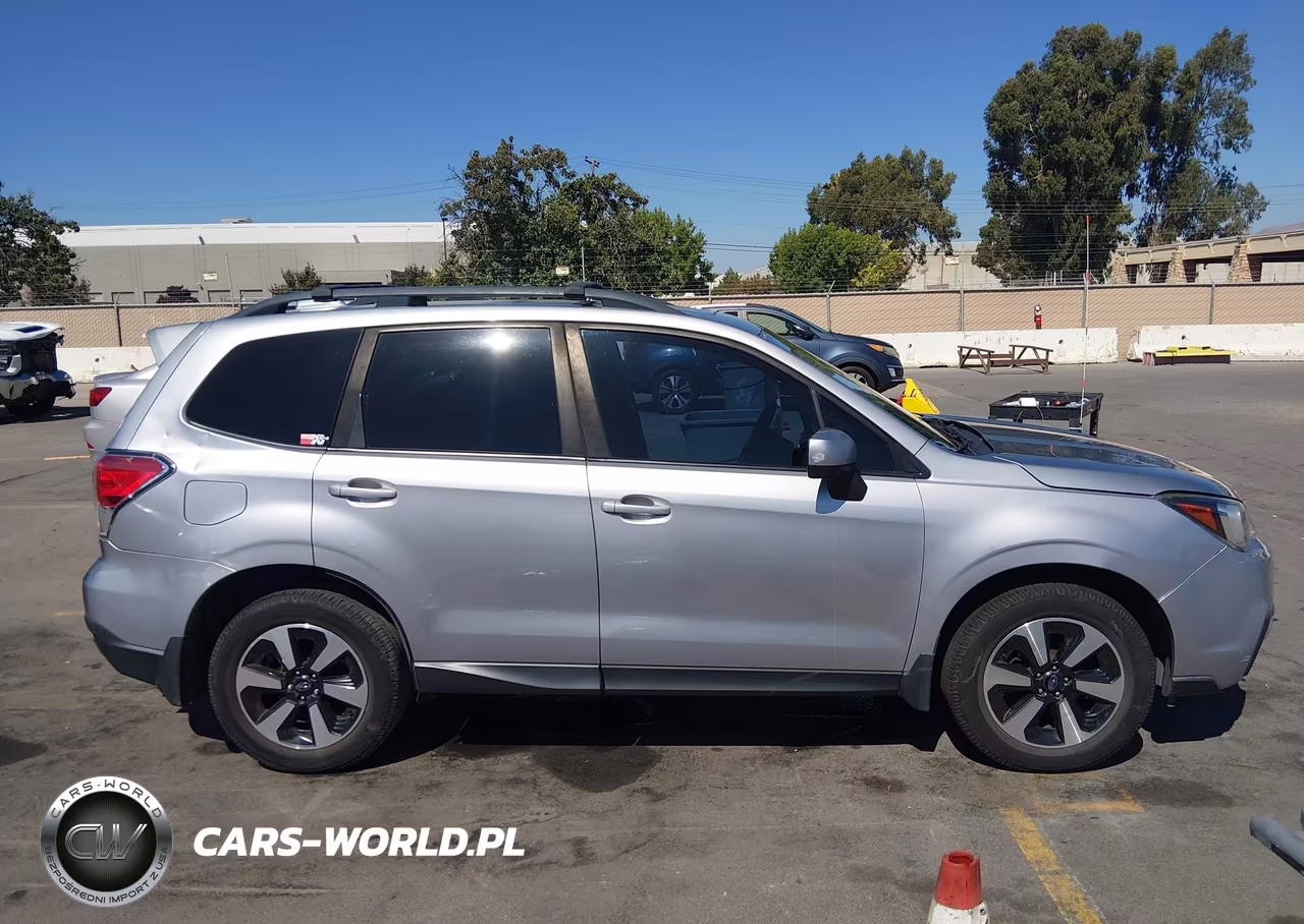 2017 Subaru Forester 2.5I Premium VIN:JF2SJAEC8HH512392 - 14