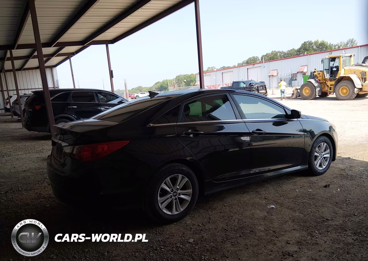 2014 Hyundai Sonata Gls VIN:5NPEB4AC1EH944416 - 4