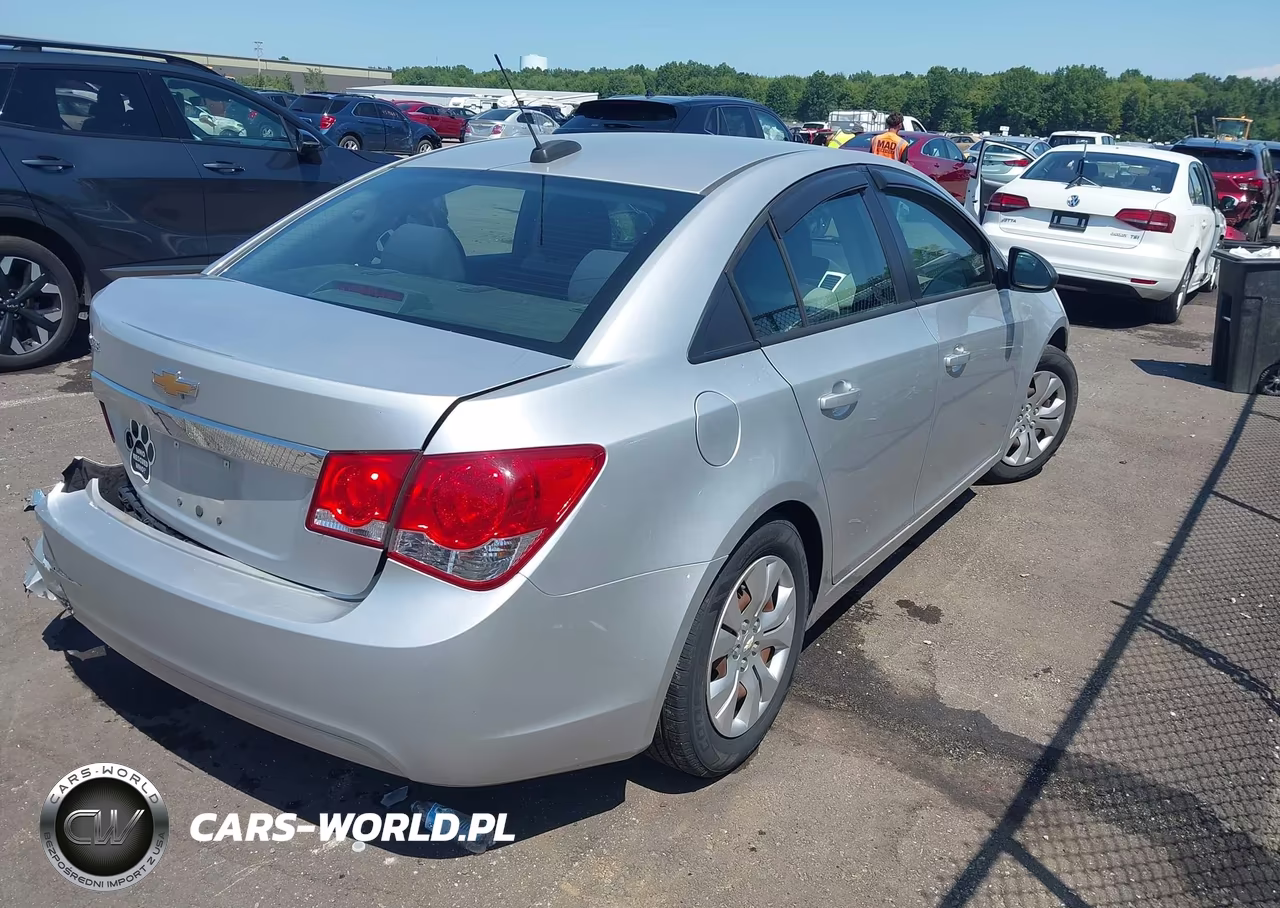 2016 Chevrolet Cruze Limited Ls Auto VIN:1G1PC5SH1G7212387 - 4