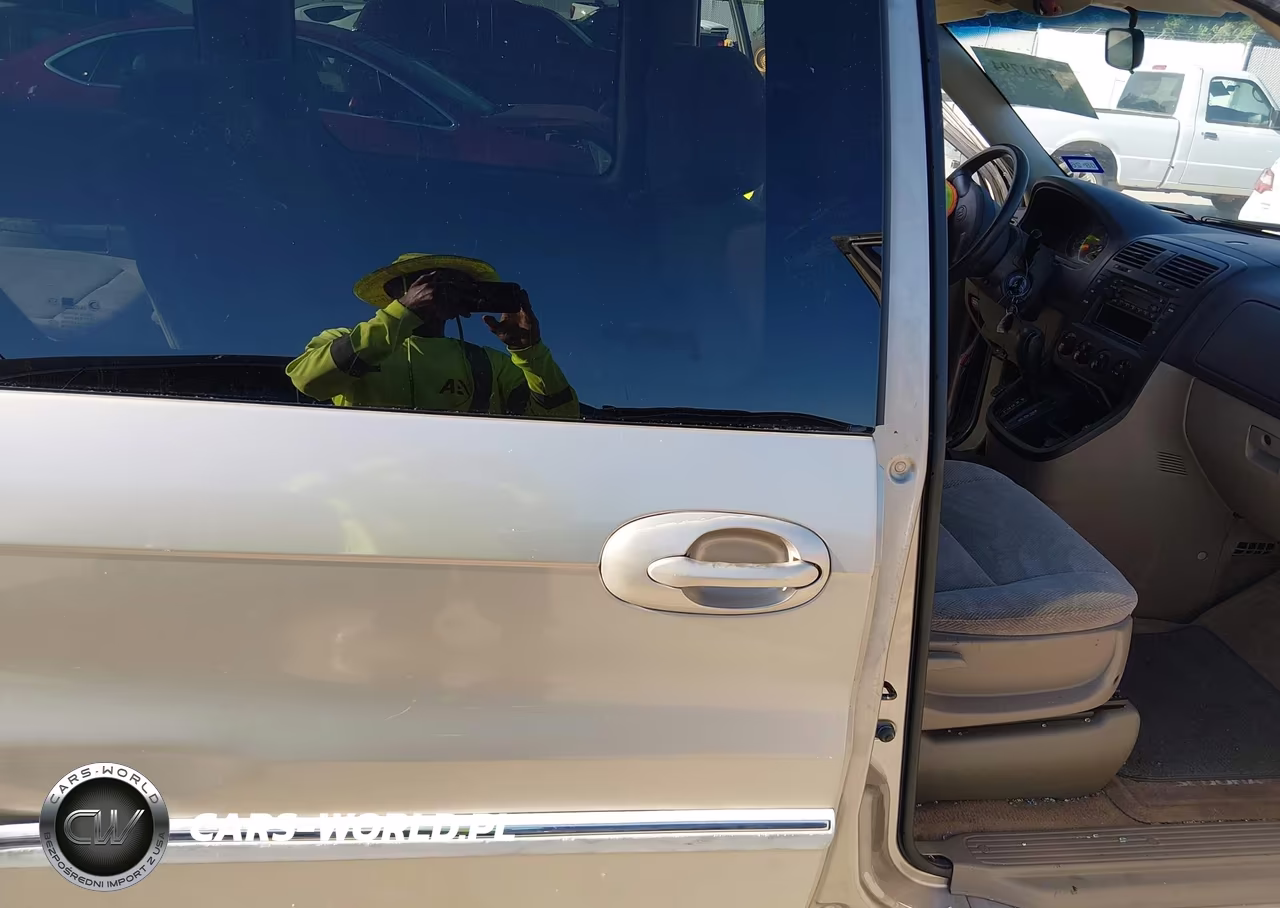 2002 Kia Sedona VIN:KNDUP131826266518 - 5