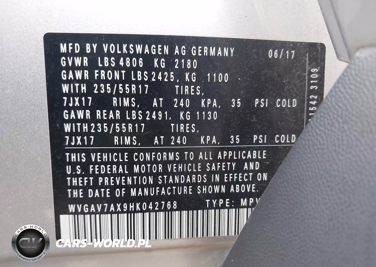 2017 Volkswagen Tiguan 2.0T-2.0T S VIN:WVGAV7AX9HK042768 - 9